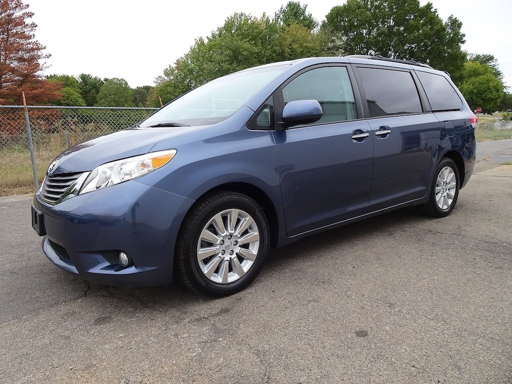 Toyota Sienna XLE For Sale | Smart Chevrolet